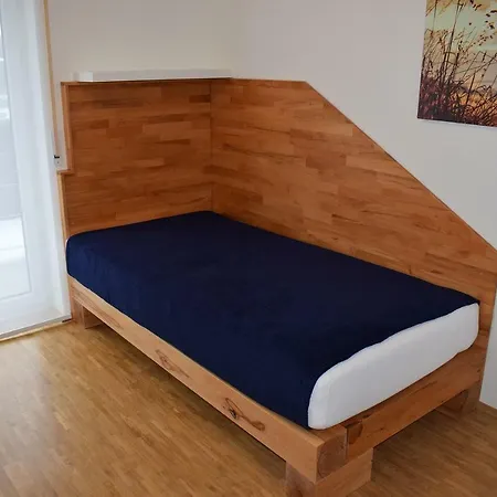 Ferienwohnung Warum Ins 3,5 Апартаменты Неккарзульм